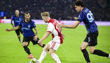 Закъсалият Ливърпул сменя ван Дайк с ренде от Интер?