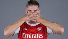 Гьокереш иска да се докаже, след  като стана Артилерист