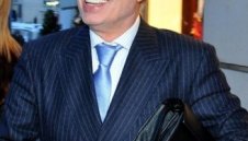 Вальо Михов ще спасява щангите