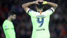 Луис Суарес се защити след новия резил на Барселона