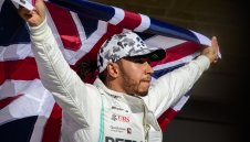 Валтери взе победата в Остин, но Люис пак е световен шампион!