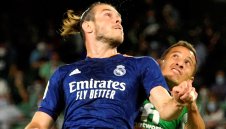 Карлето потвърди раздялата с Бейл