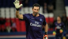 Буфон: Ще играя до 50 години