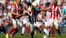 Голям удар за "грънчарите" преди сблъсъка с Юнайтед!