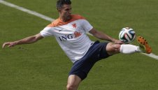 Ван Перси: Напълно съм готов за мача с Испания