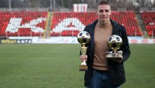 Ще играе ли на "Армията"? Бъдещето на Антов става ясно до дни