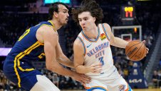 Голдън Стейт продължава да затъва, нареди 5 поредни загуби