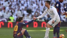 Край! Роналдо се „предаде“ пред Меси