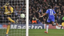 Как в Челси полудяха след съдийската сеч от мача с Барса + ВИДЕО