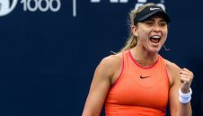 Вики Томова падна с една позиция, но остава в Топ 50