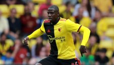 Уотфорд пак отряза Евертън за Дукуре