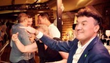 Боби Михайлов лапа 1 000 000 евро от УЕФА