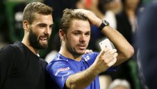 И Вавринка със селфи, но пък спечели титла