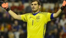 Икер Касияс влезе в историята!