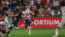 Зидан пробва да убеди Мората да остане