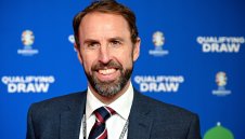 И Англия обяви звездния си състав, но има и големи липсващи