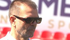 Нова гавра с Младенов, "дариха" го с кенчета и фалшиви пари