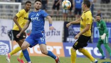 Чистка в Пловдив: Ботев бие шута на чужденците