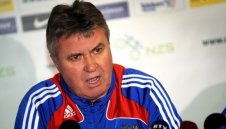 Руснаците обявиха Хидинк за свободен агент