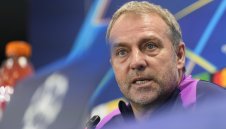 Флик каза от какво се нуждае Барса в Шампионска лига