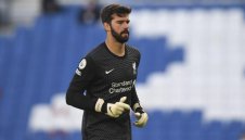 Чистка на "Анфийлд": Ливърпул бие шута на шестима играчи