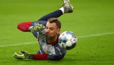 Нойер със загадъчен коментар за бъдещето си