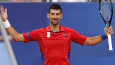 Джокович изхвърли Циципас от Париж