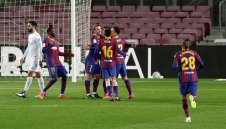 Приключи "сушата" на Гризи