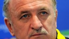 Сколари се тревожи за самочувствието на отбора