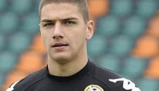 Англия възмутена: Германия унизи българин със стриптийз