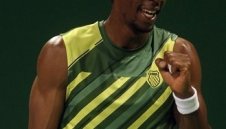 Монфис попари надеждите на Надал за финал