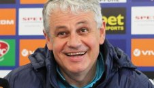 ТРОГАТЕЛНО: Вижте как в Левски се сбогуваха със Стойчо Стоев + ВИДЕО