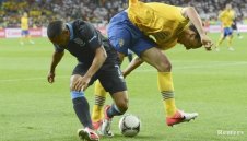 Уолкът стресна англичаните