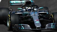 Бързи Мерцедес в Барселона, Рикардо се разби