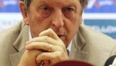 Ходжсън: Мейрелеш и Кончески ще направят отбора по-силен
