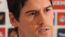 Бари: Уилшър е страхотен талант, с удоволствие бих играл заедно с него