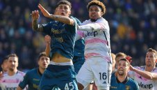 Юве ще гради около американец