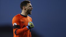 Идиотско?! Юго Лорис взима пари и при загуба на Тотнъм