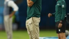 Луис Енрике сменя половината отбор на Испания