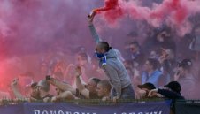 На "Герена" става страшно: Ултраси на Левски искат да линчуват футболистите