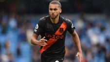 Задава се сериозна битка за нападател на Евертън