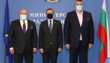 Министър Кралев се срещна с президента на CEV Александър Боричич