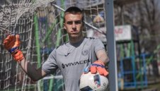 Левски намери решение на вратарската криза?