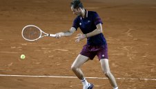 Медведев тръгна с победа на "Ролан Гарос" 