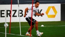 Хумелс се предлага на Льов: Бих играл за Германия 