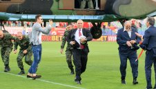 Стоичков надъха ЦСКА със своя ретро СНИМКА