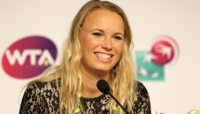 Возняцки спечели наградата WTA за популяризирането на тениса