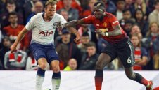 Сити и Юнайтед с пръст в устата: Конте иска Кейн да остане в Тотнъм