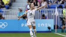 Германия спечели бронза при жените в Париж след драма с Испания