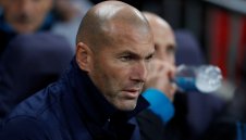 Зидан сменя схемата за Лас Палмас